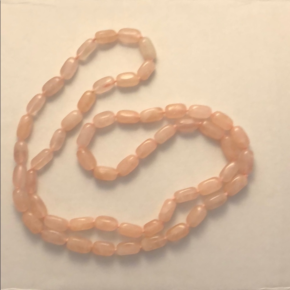 Rose quartz bead necklace
